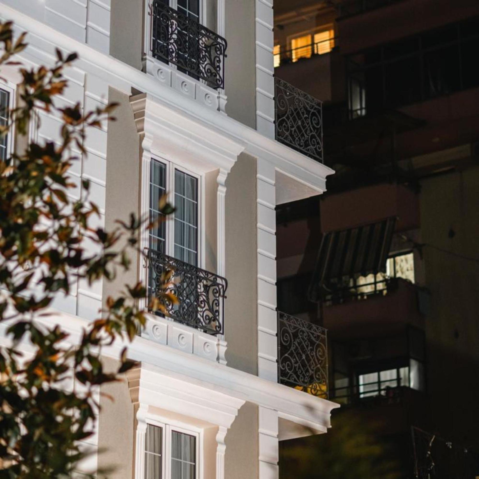 Oxygen Boutique Hotel Tirana Exterior foto